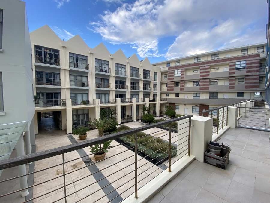 To Let 1 Bedroom Property for Rent in Muizenberg Western Cape